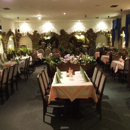 Hotel-Restaurant Orsoyer Hof Райнберг Екстериор снимка