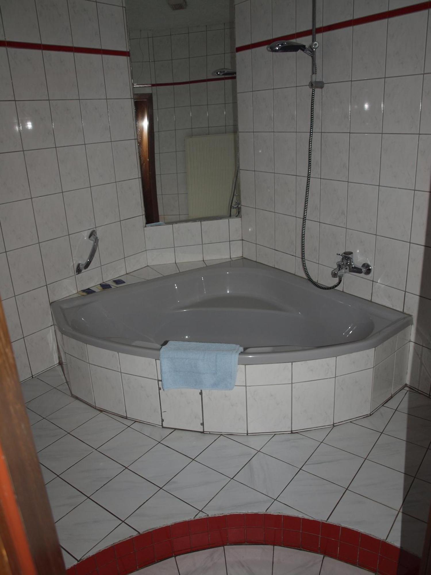Hotel-Restaurant Orsoyer Hof Райнберг Екстериор снимка